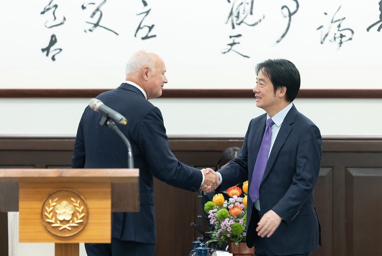 President Lai meets delegation from Inter-Parliamentary Alliance on China
