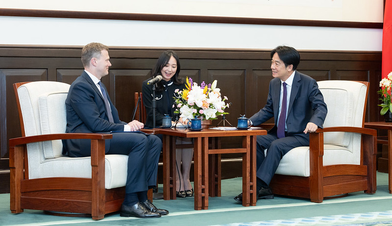 President Lai meets Atlantic Council delegation