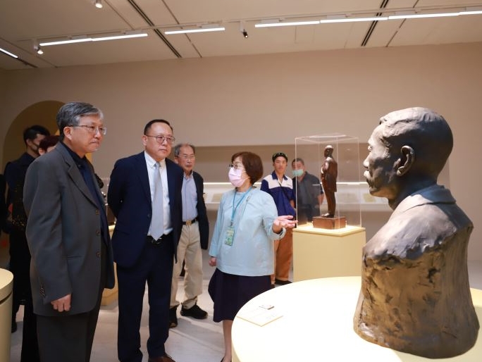 Culture Minister emphasizes importance of reconstructing Taiwan's art history