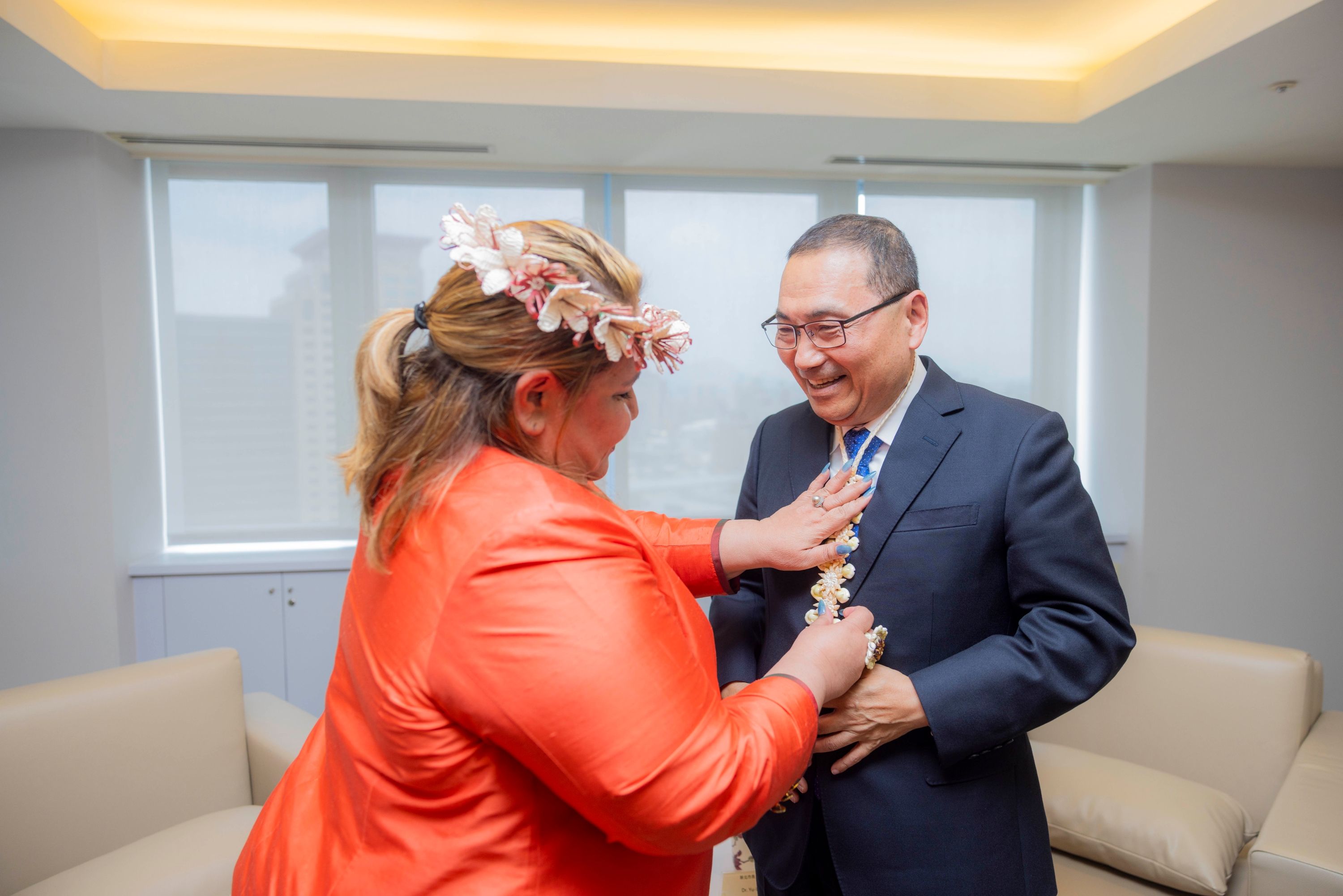 Marshall Islands Ambassador Visits Mayor Hou to Deepen Partnership for Austronesian Cultures and Sustainability